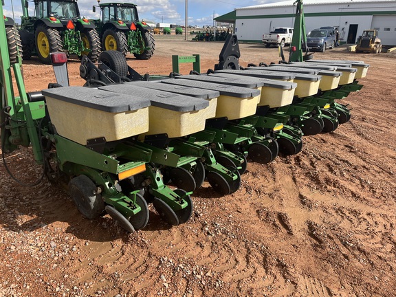 1998 John Deere 1780 Planter