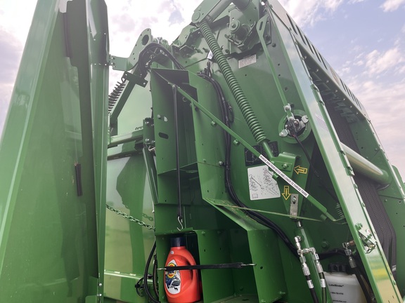 2023 John Deere 560M Baler/Round