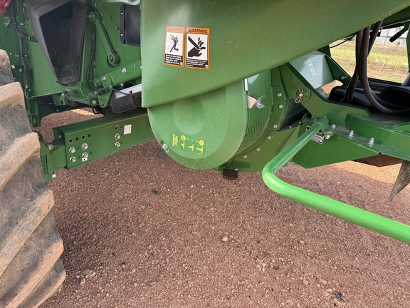 2023 John Deere S780 Combine