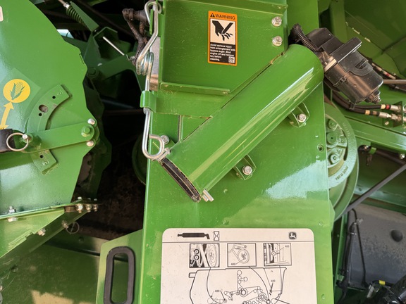 2023 John Deere S780 Combine