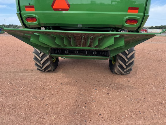 2023 John Deere S780 Combine