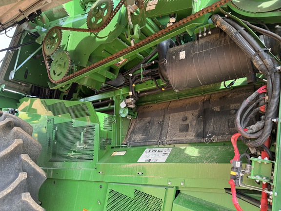 2023 John Deere S780 Combine