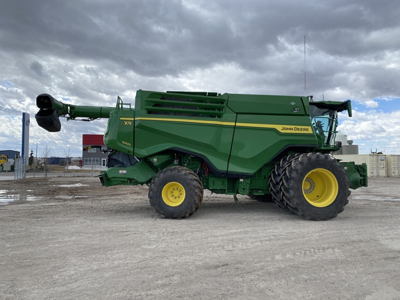 2022 John Deere X9 1000 Combine