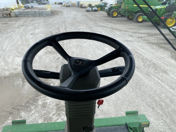 2022 John Deere X9 1000 Combine