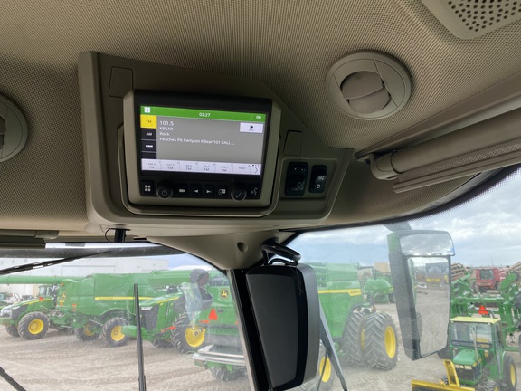 2022 John Deere X9 1000 Combine