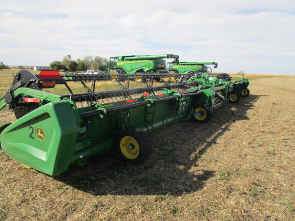 2023 John Deere HD50F Header Combine