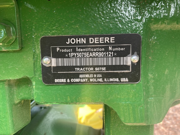 2024 John Deere 5075E Tractor