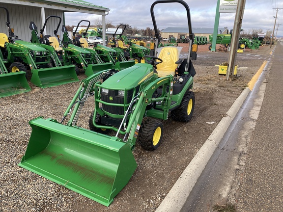 2023 John Deere 1025R Tractor Compact