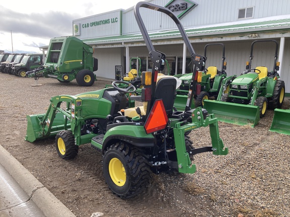 2023 John Deere 1025R Tractor Compact