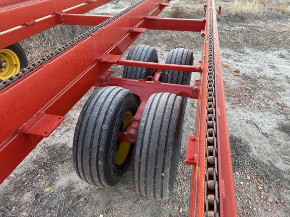 2019 Highline BM1400 Bale Mover