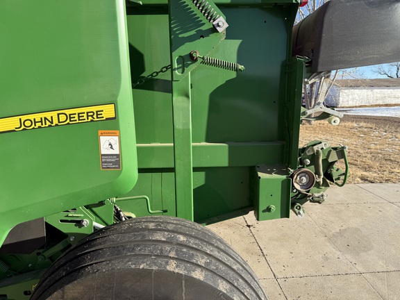 2019 John Deere 560M Baler/Round