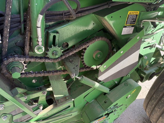 2019 John Deere 560M Baler/Round