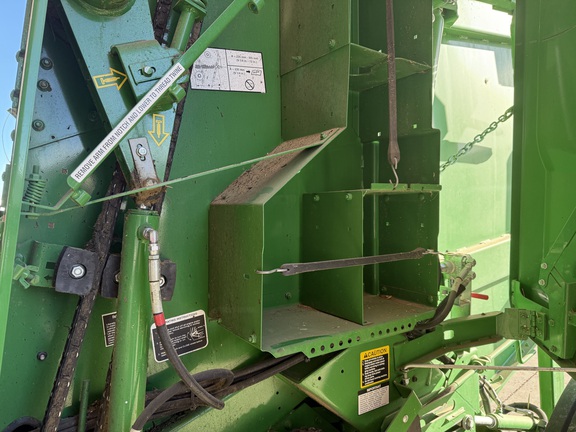 2019 John Deere 560M Baler/Round