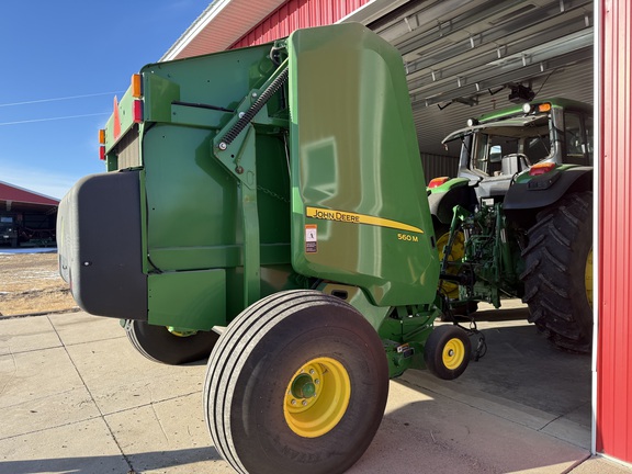 2019 John Deere 560M Baler/Round