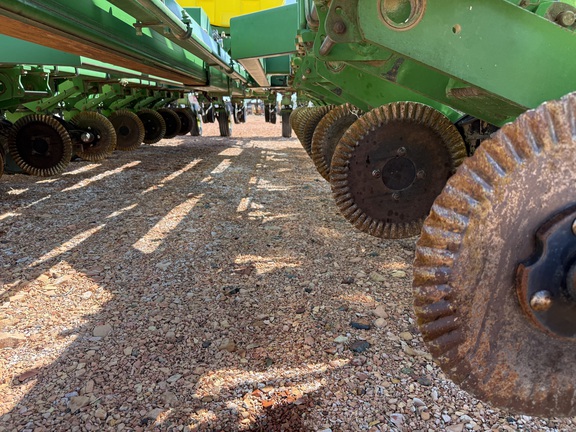 2004 John Deere 1770 Planter