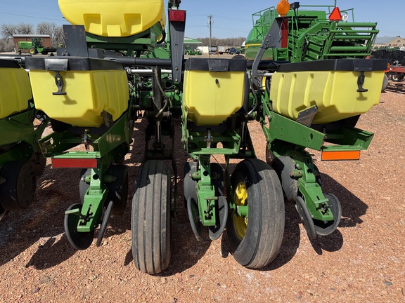 2004 John Deere 1770 Planter