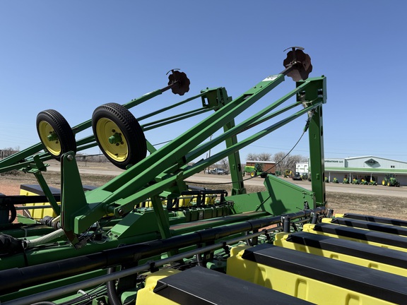 2004 John Deere 1770 Planter