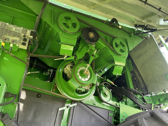 2024 John Deere X9 1000 Combine