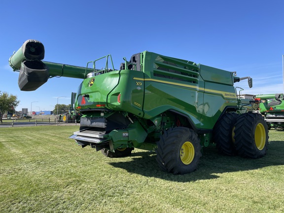 2024 John Deere X9 1000 Combine