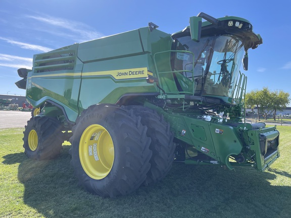 2024 John Deere X9 1000 Combine