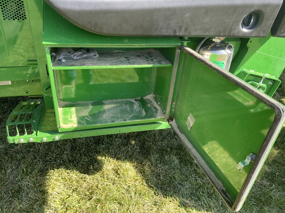 2024 John Deere X9 1000 Combine