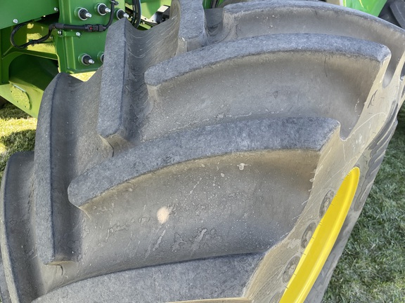 2024 John Deere X9 1000 Combine