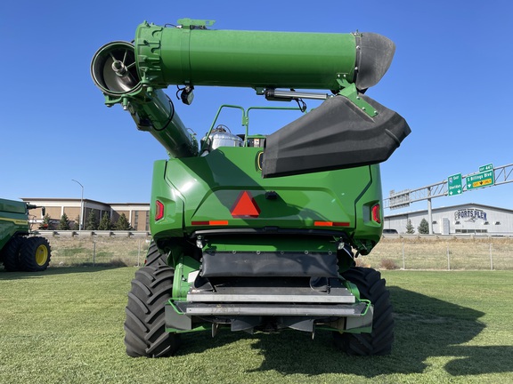 2024 John Deere X9 1000 Combine