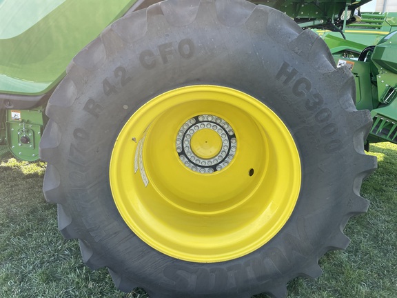 2024 John Deere X9 1000 Combine