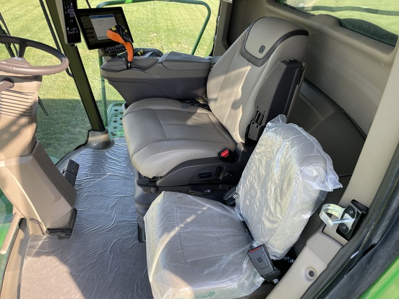 2024 John Deere X9 1000 Combine