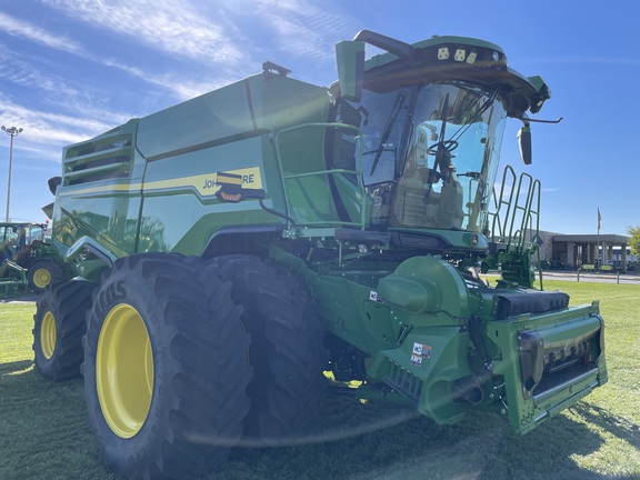 2024 John Deere X9 1000 Combine