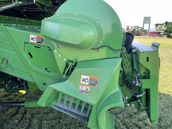 2024 John Deere X9 1000 Combine