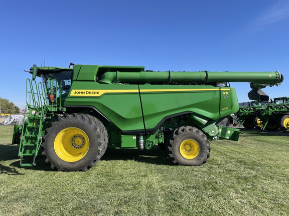 2024 John Deere X9 1000 Combine