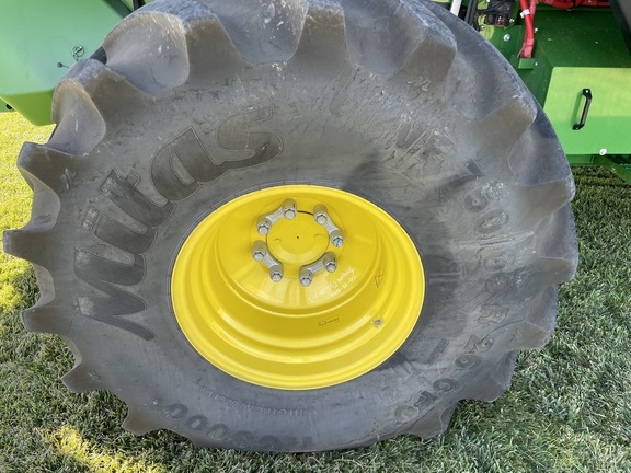 2024 John Deere X9 1000 Combine