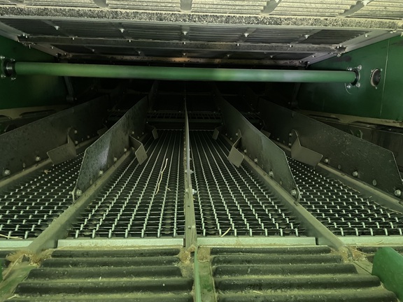 2024 John Deere X9 1000 Combine