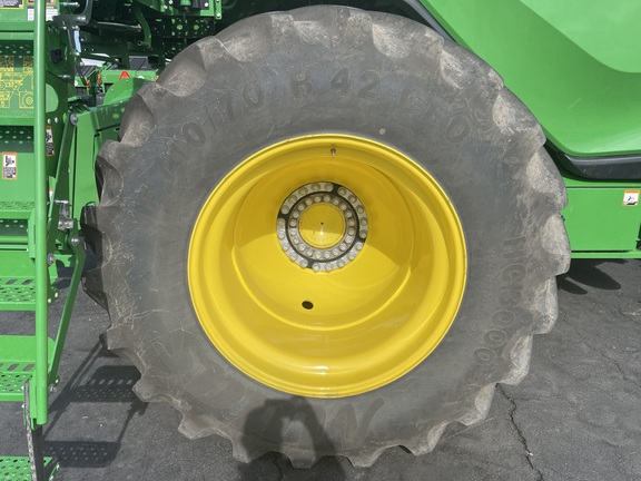 2024 John Deere X9 1000 Combine