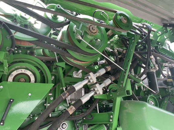 2024 John Deere X9 1000 Combine