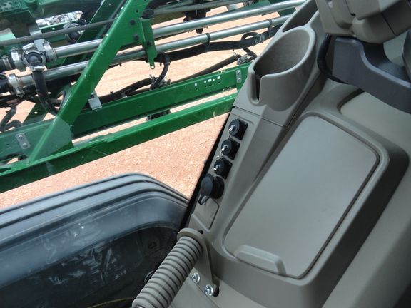 2024 John Deere 616R Sprayer/High Clearance