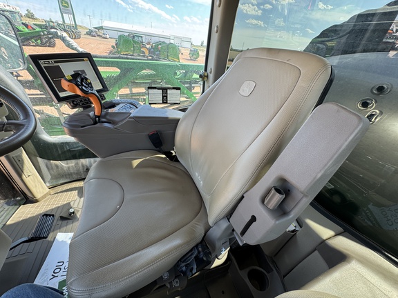 2019 John Deere R4045 Sprayer/High Clearance