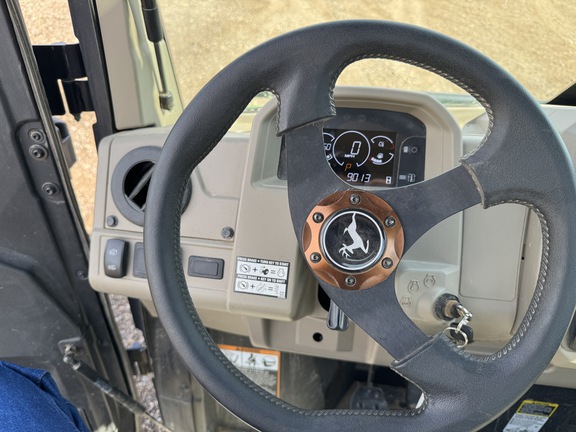 2023 John Deere XUV 835R ATV