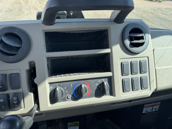 2023 John Deere XUV 835R ATV