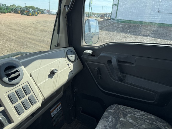 2023 John Deere XUV 835R ATV