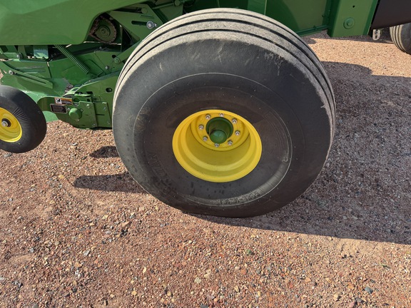 2023 John Deere 560M Baler/Round