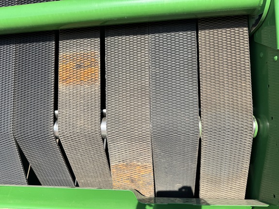 2023 John Deere 560M Baler/Round