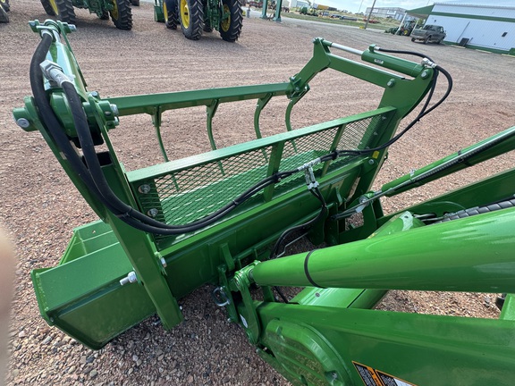 2024 John Deere 640R Loader
