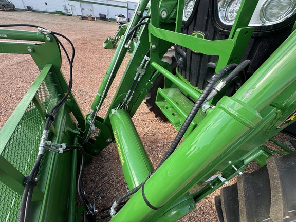 2024 John Deere 640R Loader