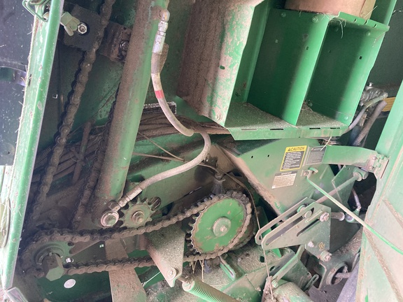 2017 John Deere 569 Baler/Round