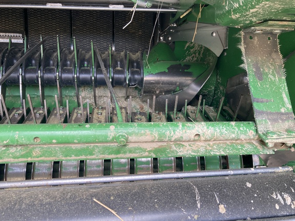 2017 John Deere 569 Baler/Round