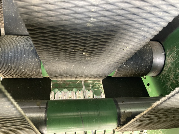 2017 John Deere 569 Baler/Round