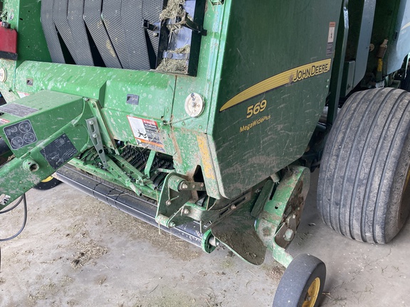 2017 John Deere 569 Baler/Round