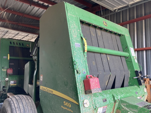 2017 John Deere 569 Baler/Round